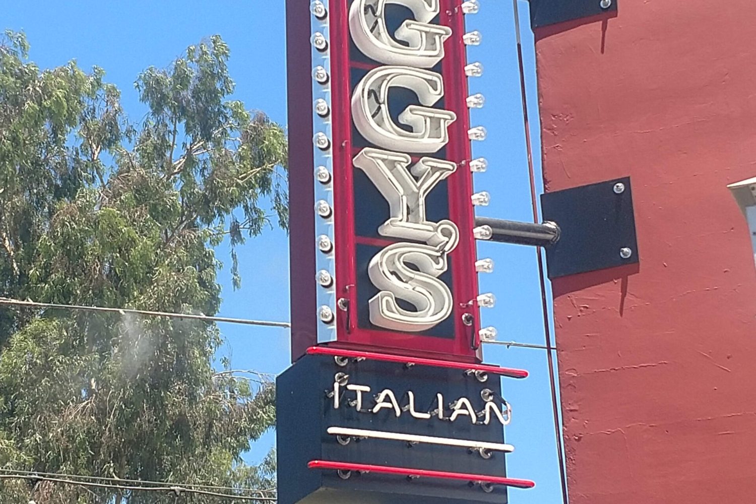 IMG_20180622_115403204_BURST000_COVER_TOP